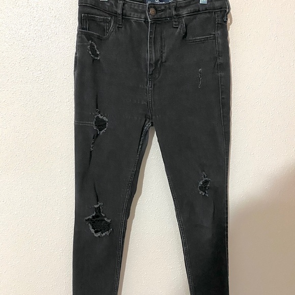 Black High Rise Skinny jeans - Picture 2 of 5